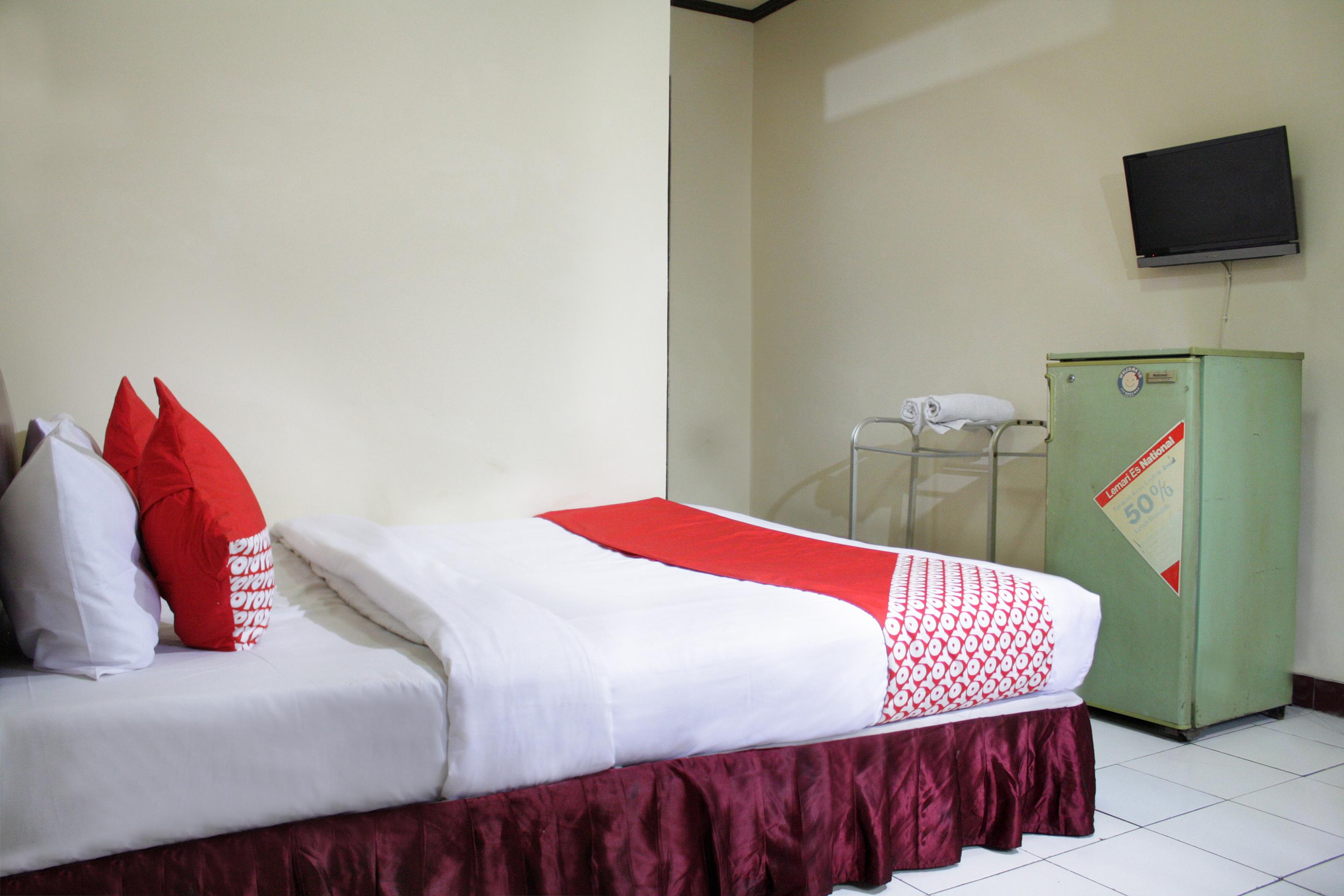 Vaccinated Staff - Oyo 181 Wisma Bintang Jakarta Exterior photo