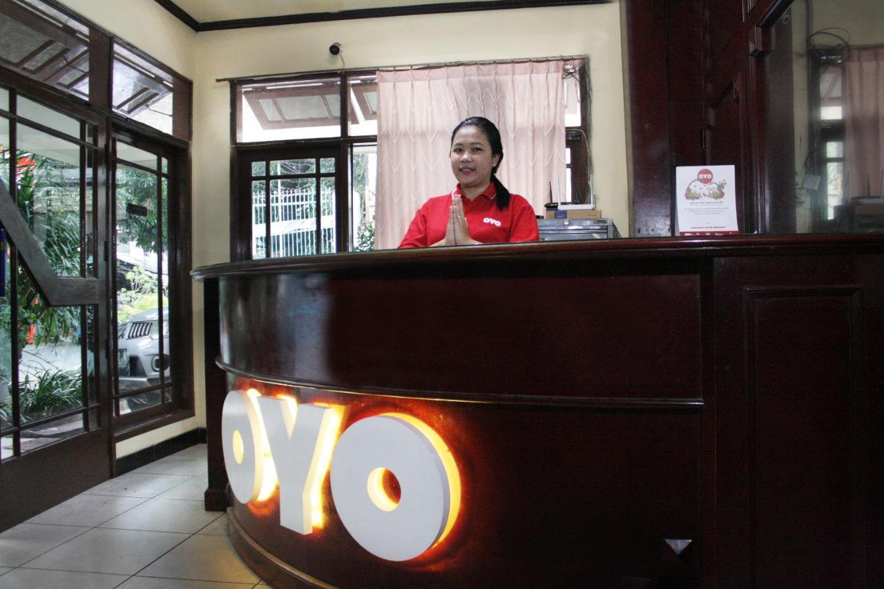 Vaccinated Staff - Oyo 181 Wisma Bintang Jakarta Exterior photo