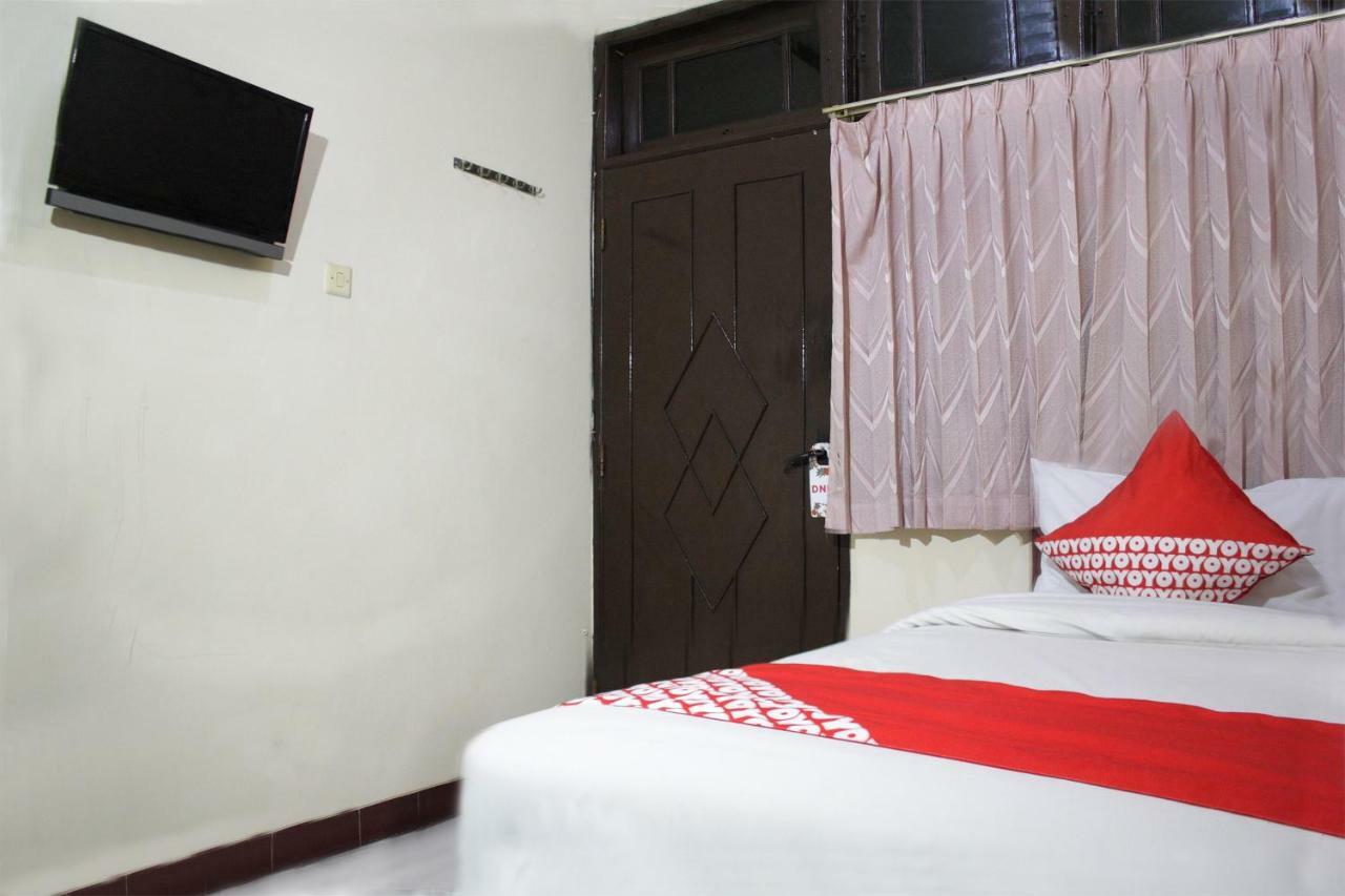 Vaccinated Staff - Oyo 181 Wisma Bintang Jakarta Exterior photo